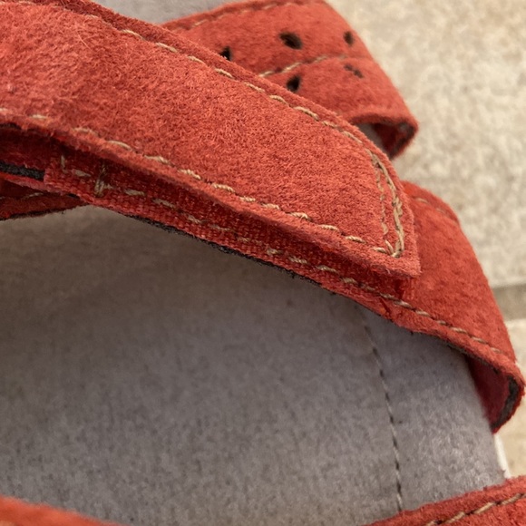 ⭐️NWT Velcro Sandals!!⭐️ - Picture 7 of 11